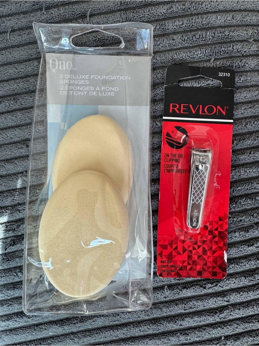 Beauty Bundle - Quo Deluxe Foundation Sponges & Revlon On-The-Go Nail Clippers